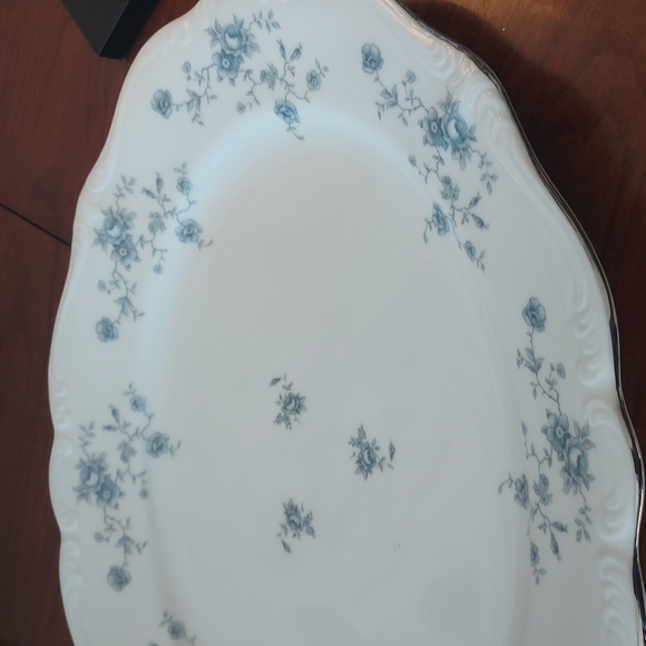 Jonathan Haviland Bavaria Germany Blue Garland 13" platter - Picture 4 of 12